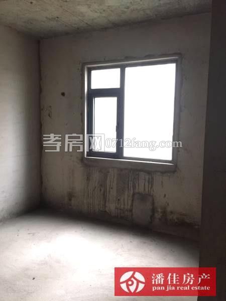 【潘佳房產(chǎn)推薦】【滿五 一水木清華114.53平新精裝未住人南北通透52萬】