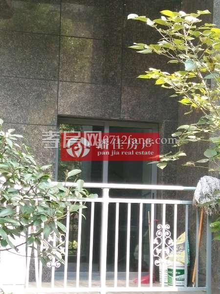 【潘佳房產(chǎn)推薦】灣流匯中間樓層110平米毛坯90萬(wàn)