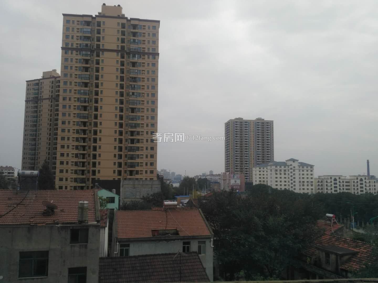 掛口小區(qū)大三房，精裝修，送全套家電，拎包入住