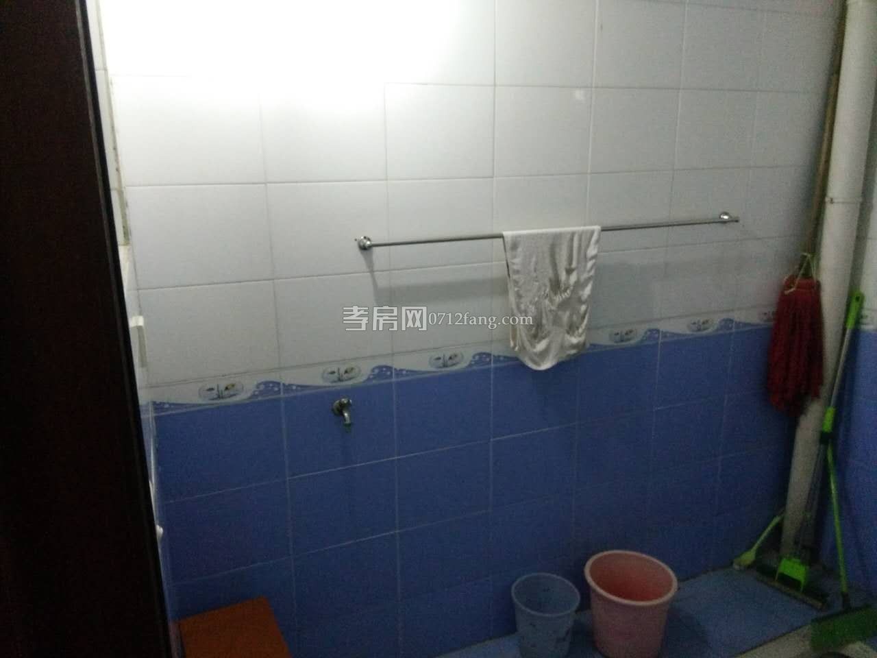 水木清華簡裝房3室3/6樓53萬