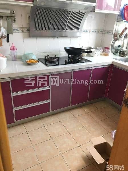 八里街簡單裝修2/6樓3室30萬