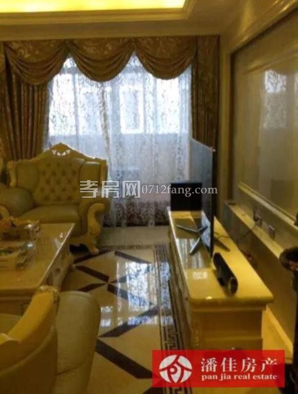 滿二掛口有證出讓地2室2廳1衛(wèi)毛坯111平2600元一平4樓