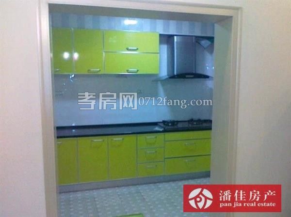 【潘佳房產(chǎn)推薦】鐵軍花園城站路火車站附近2/4樓121.75平米簡裝43萬