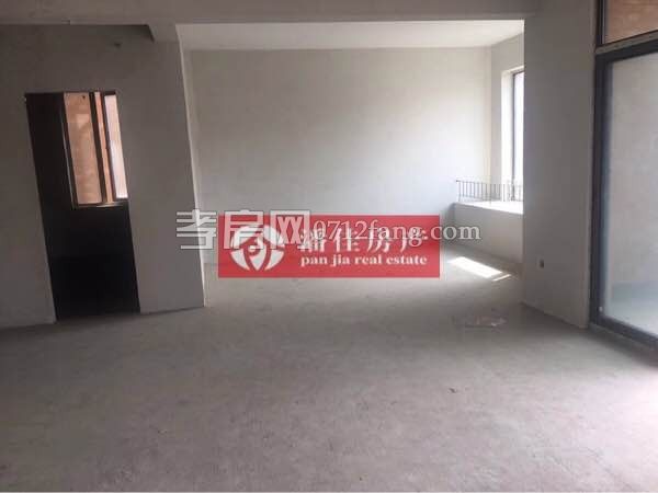 【潘佳房產(chǎn)推薦】灣流匯中間樓層110平米毛坯90萬(wàn)