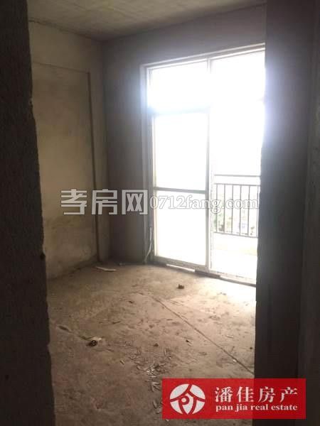 【潘佳房產(chǎn)推薦】【陽(yáng)光美苑90.28平米2/6樓簡(jiǎn)裝溫馨兩房32萬】