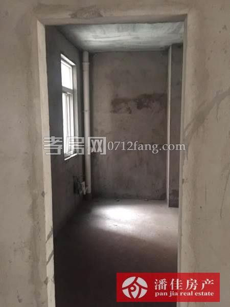 【潘佳房產(chǎn)推薦】【陽(yáng)光美苑90.28平米2/6樓簡(jiǎn)裝溫馨兩房32萬】