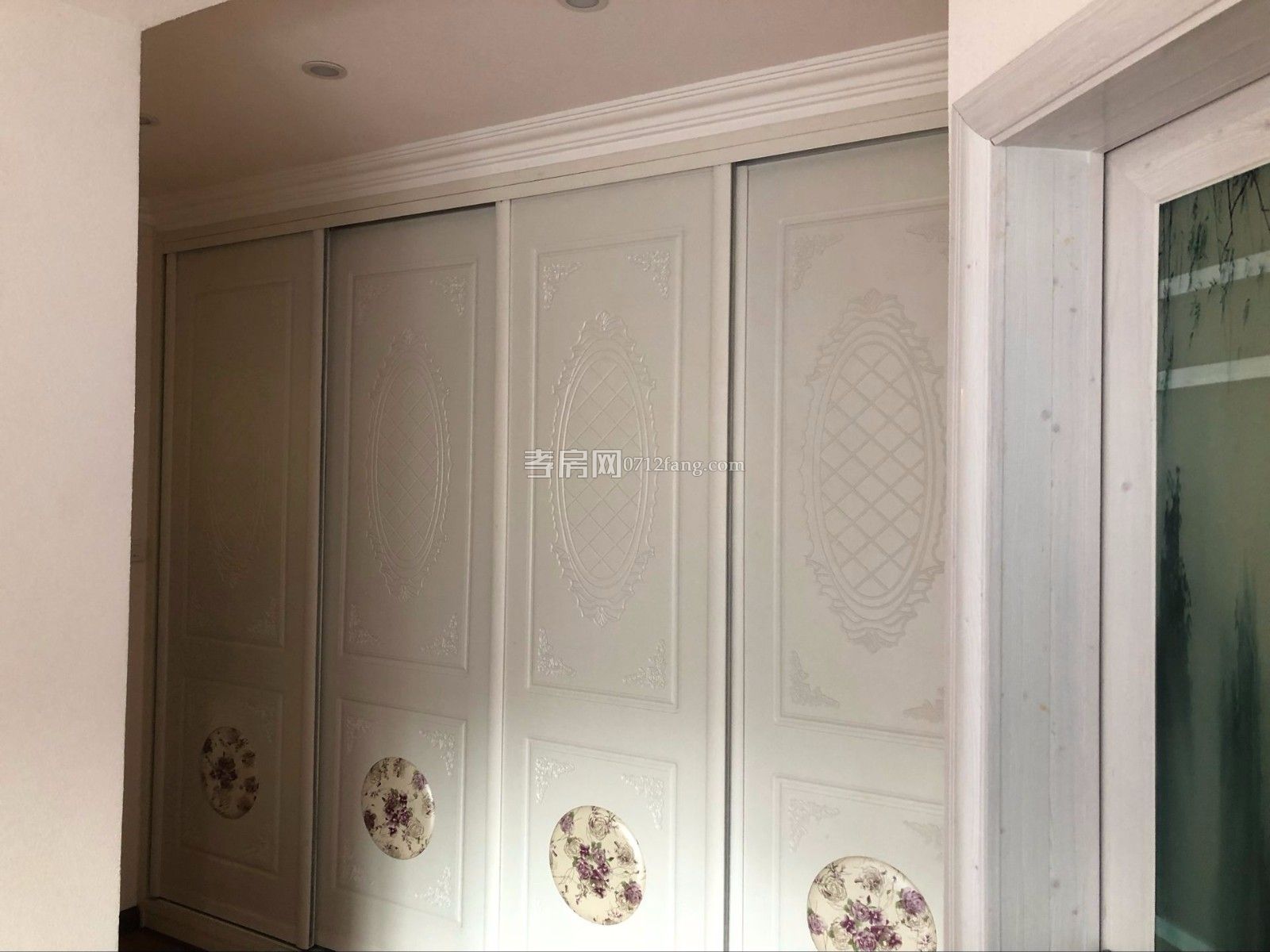 中建國際花園洋房豪裝大三房家具家電齊全5/6兩證滿二124.7平米售價(jià)121萬