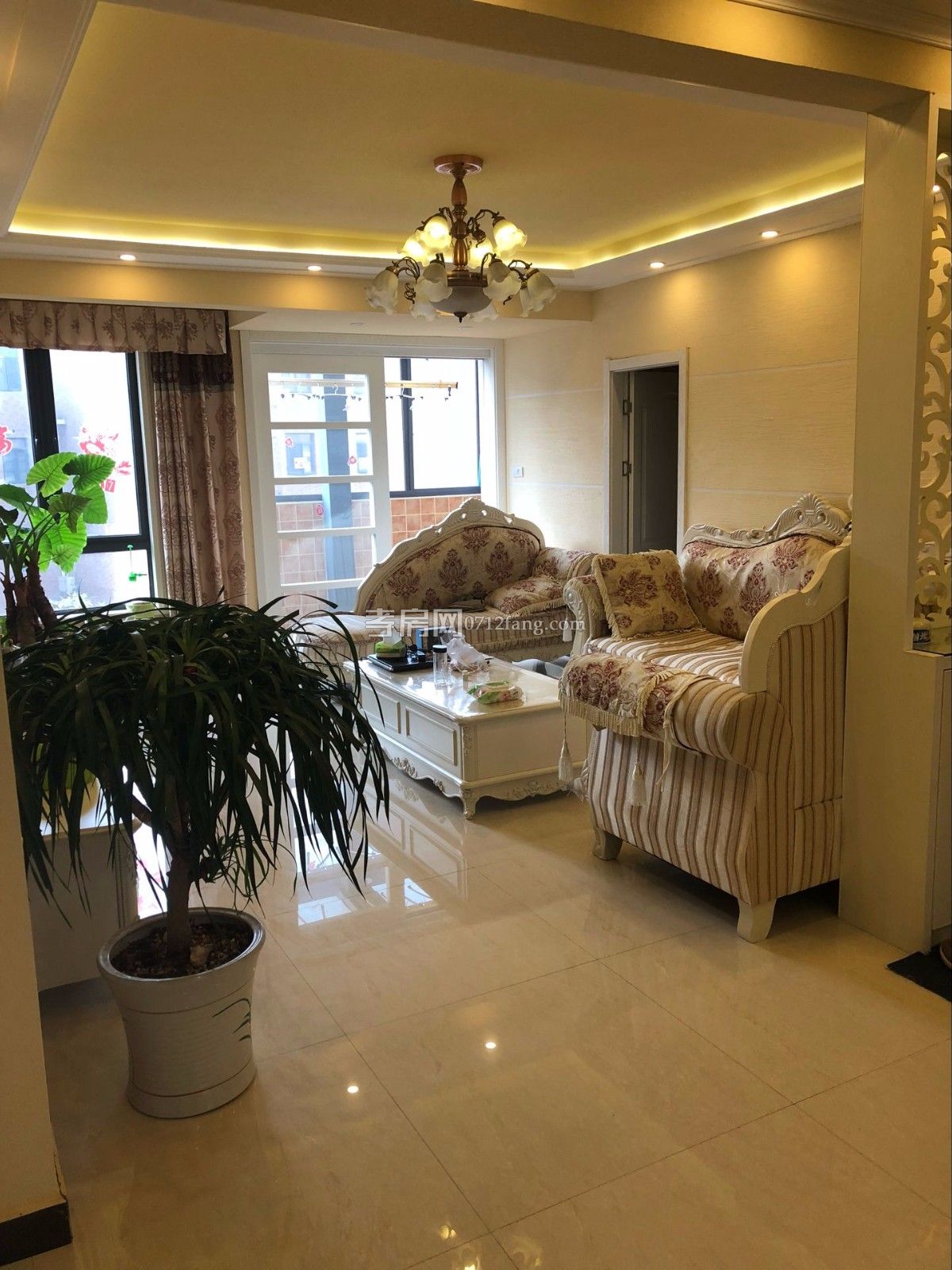 中建國際花園洋房豪裝大三房家具家電齊全5/6兩證滿二124.7平米售價(jià)121萬