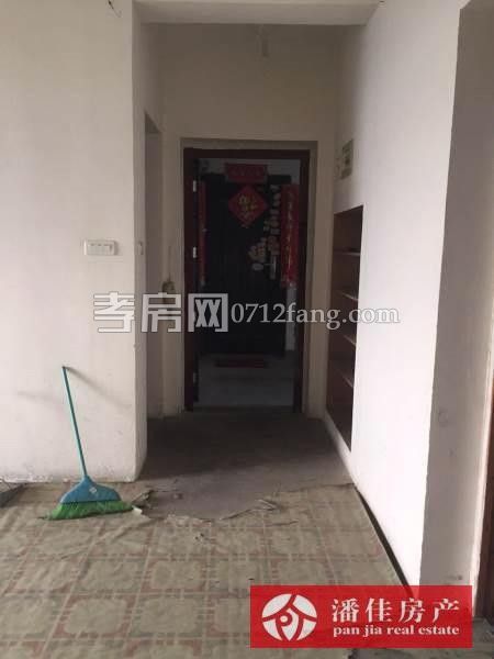 水木清華簡裝房3室3/6樓53萬