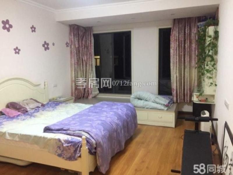 鼎觀世界3室2廳1衛(wèi)98平精裝修準(zhǔn)新房中間樓層