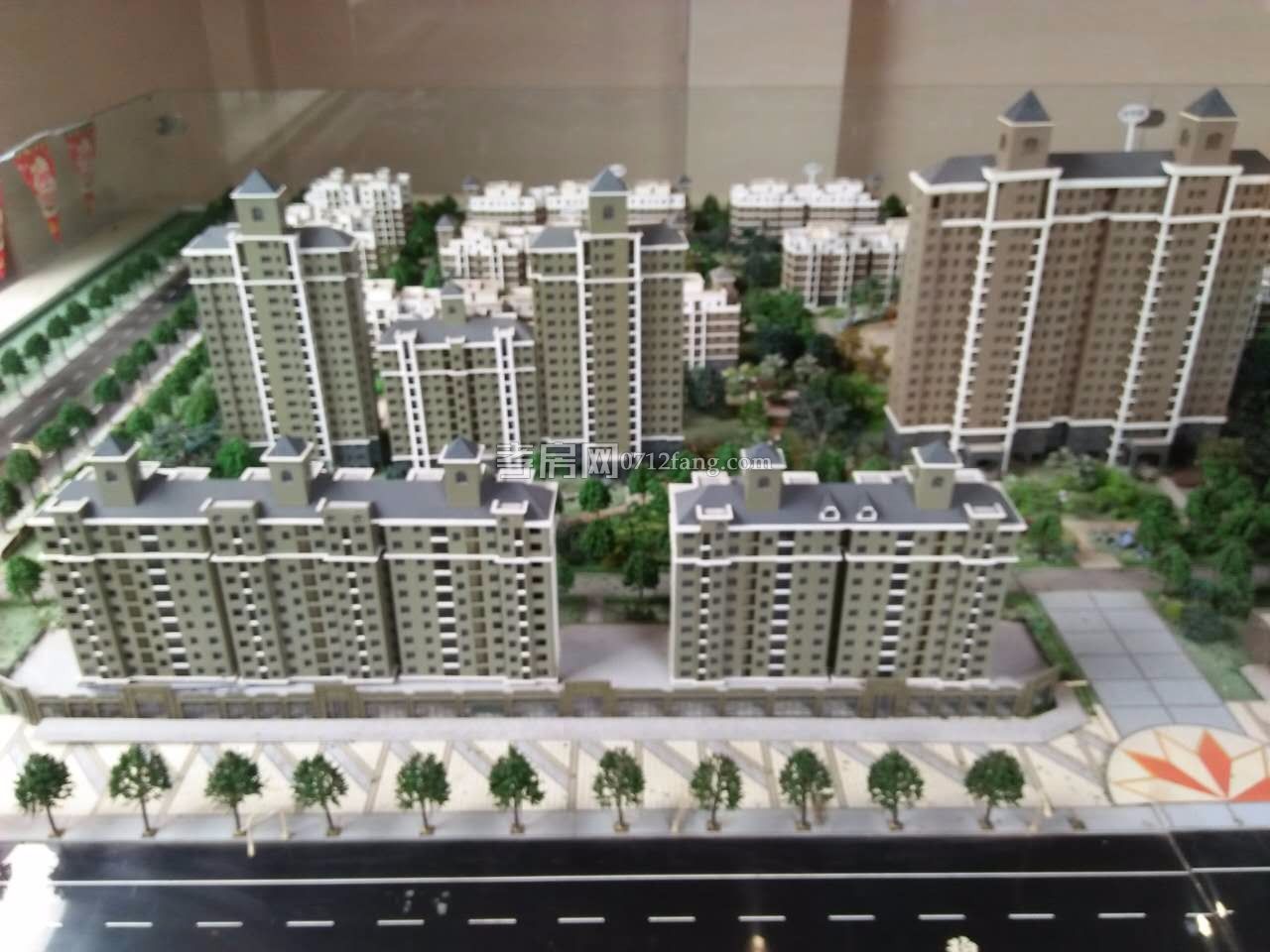 植物園旁，學(xué)區(qū)房，全新毛坯