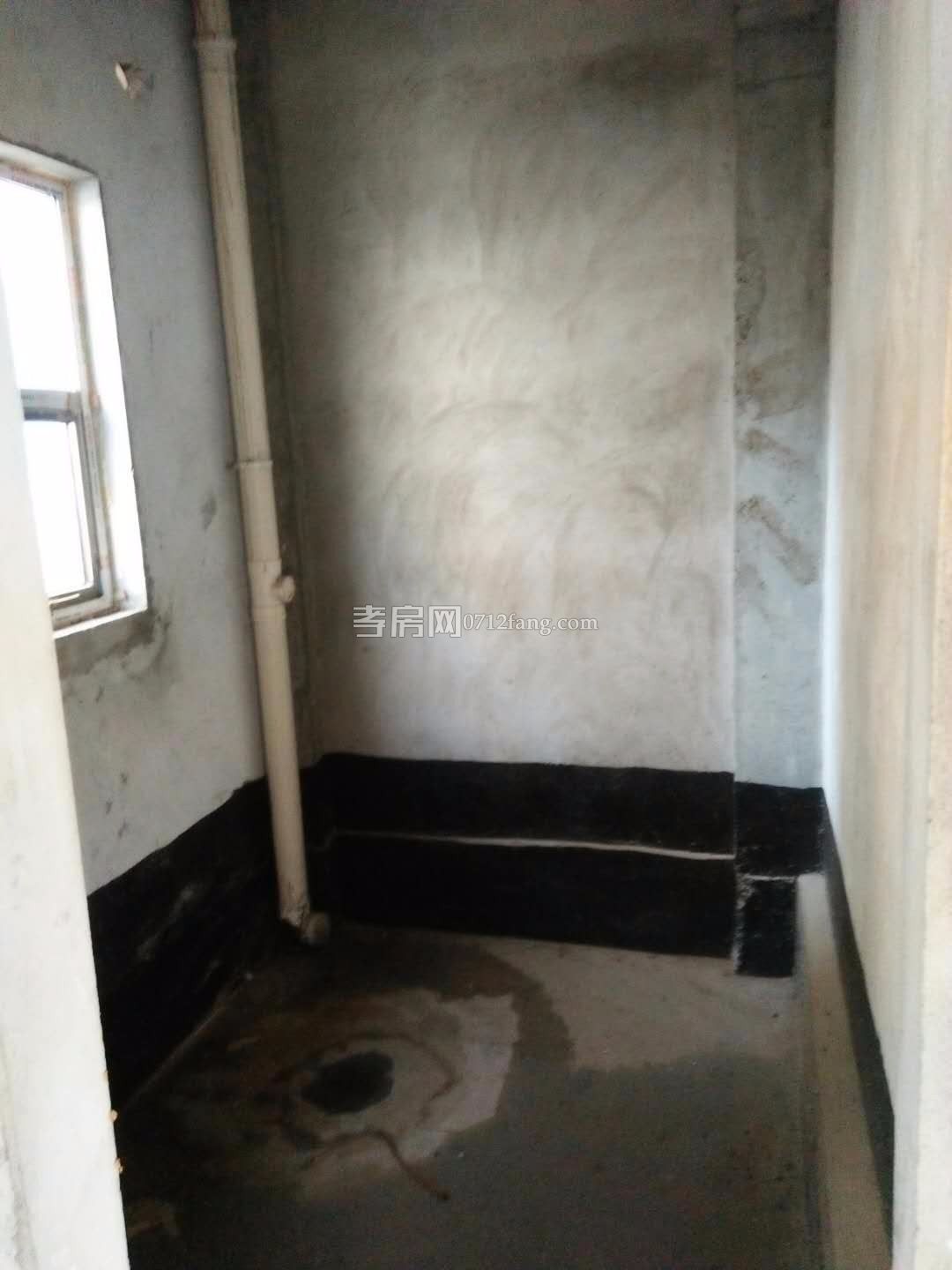 安陸隕東 旁，全新毛坯3房，送平臺(tái)