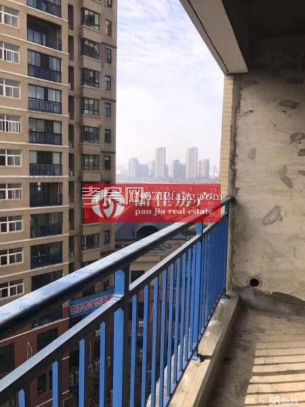 滿兩年北京二路玉泉 旁144.5平3樓