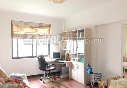 正好房地產(chǎn)----?A2767蔚藍(lán)新都5/7三室二廳二衛(wèi)中裝