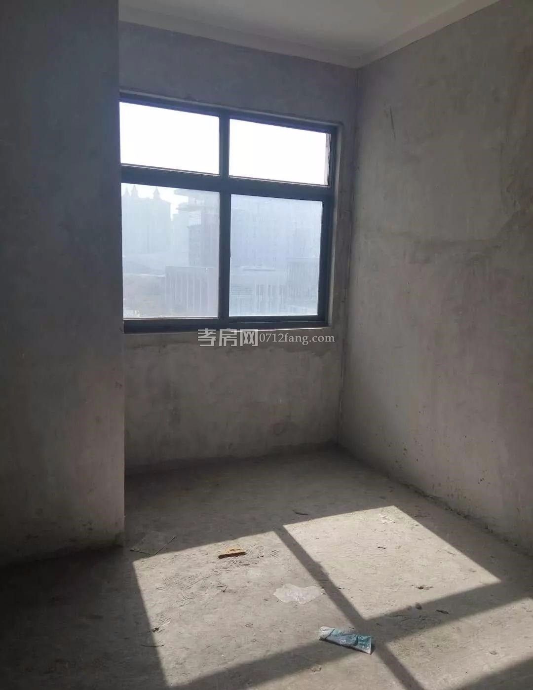 個人房源-濱湖天地蘭苑毛坯三房證件齊全滿兩年