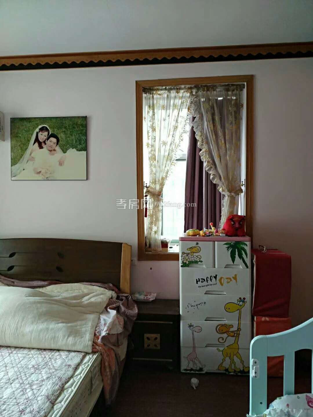 三面采光南北通透香港城一期4室2廳2衛(wèi)139送20平觀景房