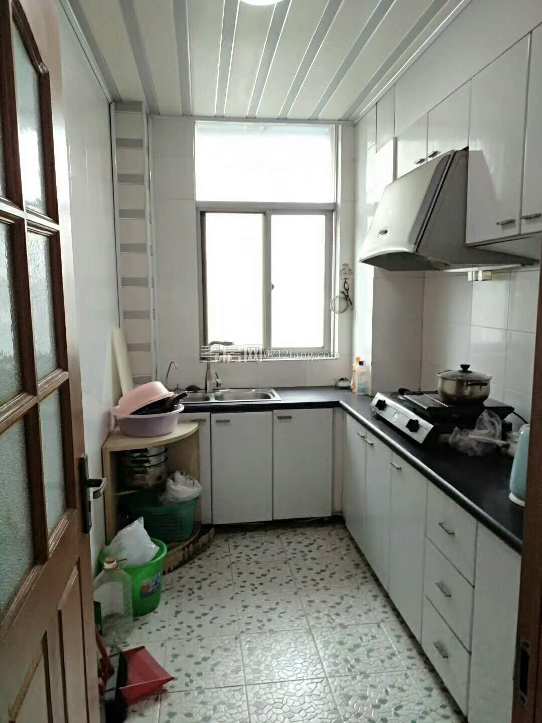 三面采光南北通透香港城一期4室2廳2衛(wèi)139送20平觀景房