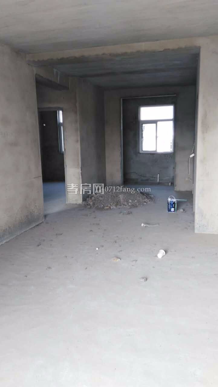 水木清華簡裝房3室3/6樓53萬