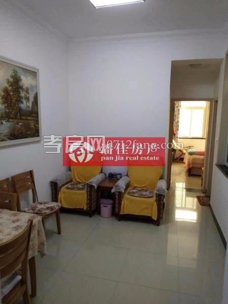 孝高附近！仁昌翰林苑！2室2廳93平精裝修40萬(wàn)