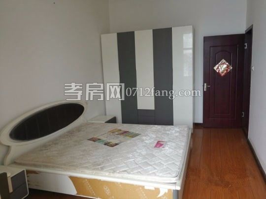 春潮花園精裝房2室2廳