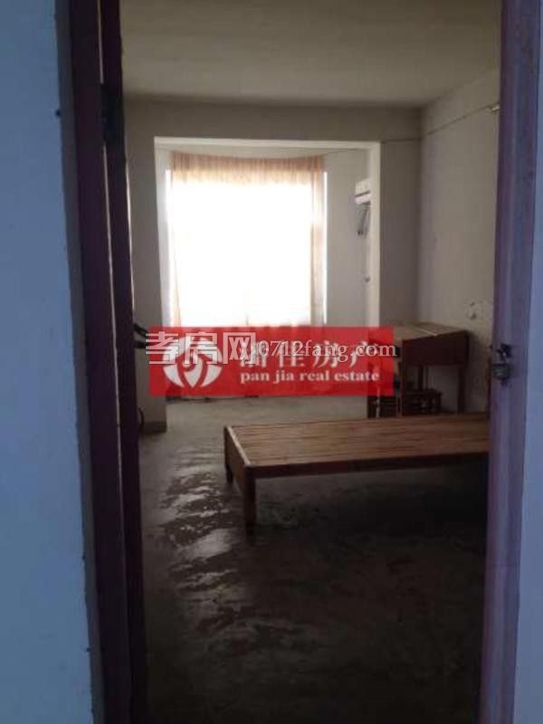 滿兩年北京二路玉泉 旁144.5平3樓