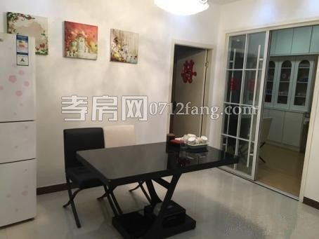 D723北大鴻城三室二廳一衛(wèi)1/6+1精裝修兩證齊全103平米售價；65.5