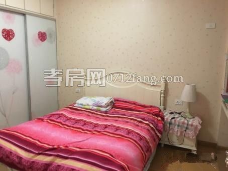 D723北大鴻城三室二廳一衛(wèi)1/6+1精裝修兩證齊全103平米售價；65.5