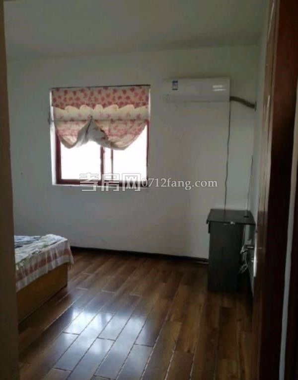 實(shí)小文昌雙 園林二路單位房單價(jià)4500