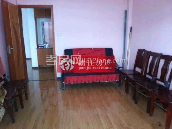 北京路虹景花園 136.55平米3室2廳1衛(wèi)65萬