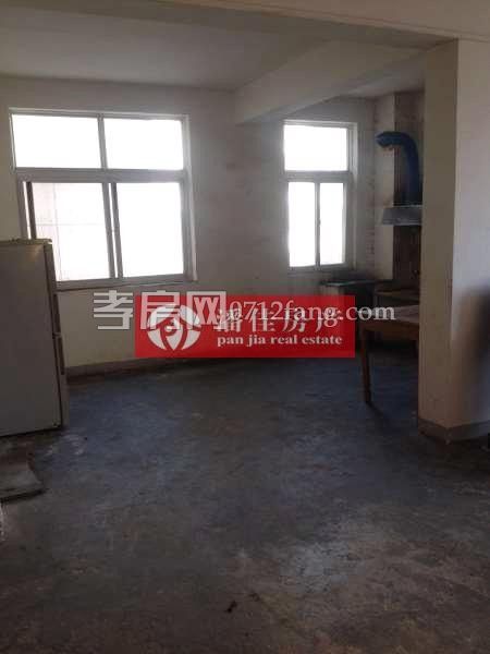 掛口村簡單裝修139平米3室2廳1衛(wèi)36萬低價急售