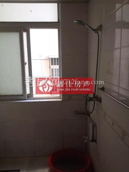 掛口村簡單裝修139平米3室2廳1衛(wèi)36萬低價急售