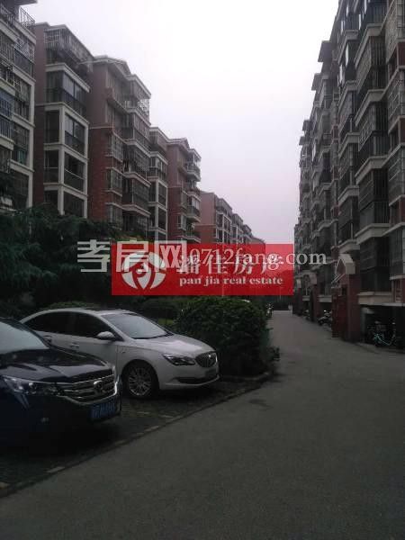 錦繡后湖二期毛坯89平2室2廳47萬