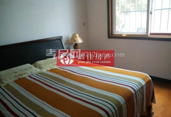 分絲路狀元樓133平米4樓3室2廳1位52萬