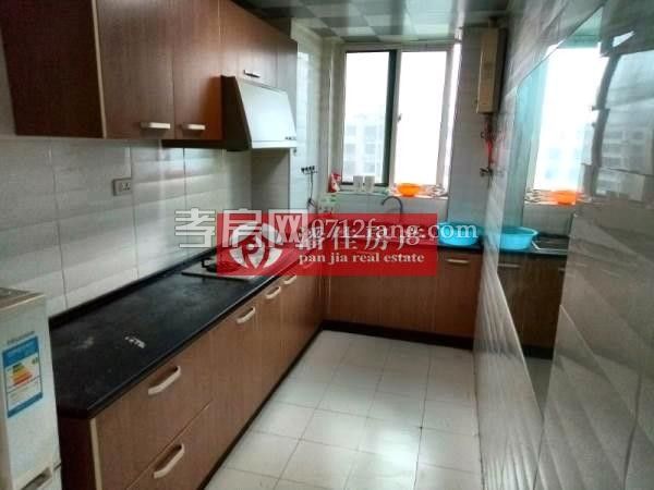 雙 衛(wèi)生局單位房52萬(wàn)