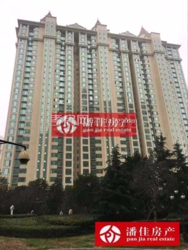 掛口小區(qū)大三房，精裝修，送全套家電，拎包入住