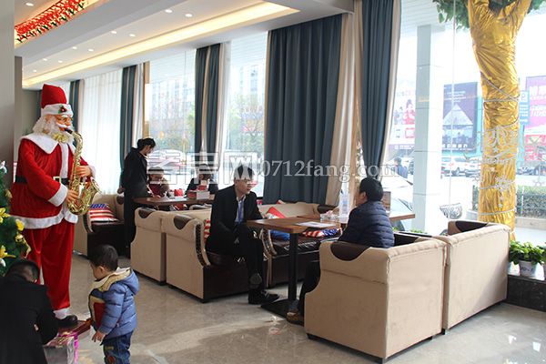 2017122816385896990omkwca.jpg 洽談區(qū).jpg