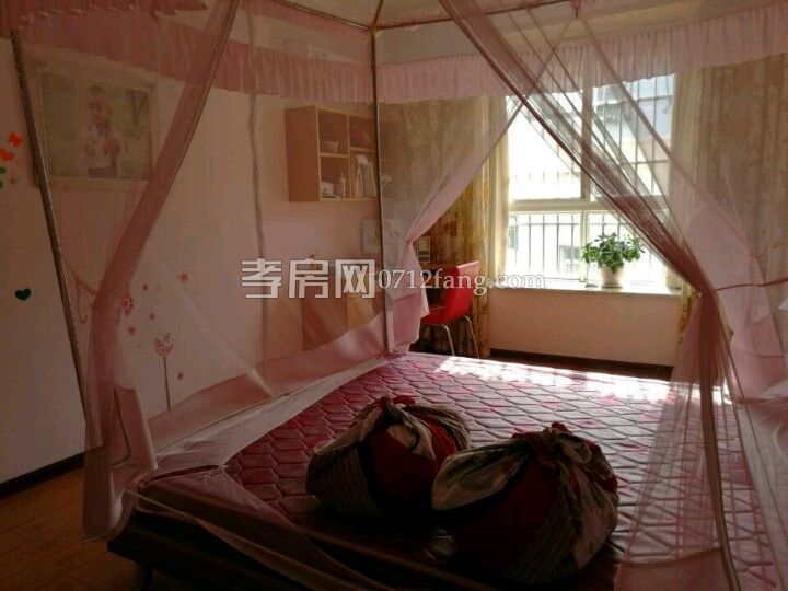 正好房產(chǎn)===A2892宏達花園5/6+1兩證滿五三室二廳二衛(wèi)中裝