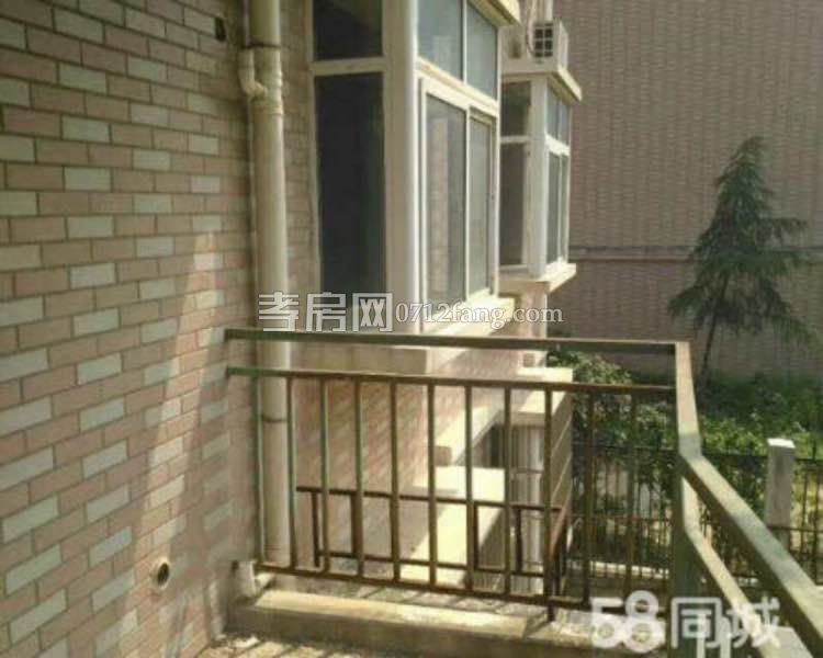 東城區(qū)主干道毛坯房出售