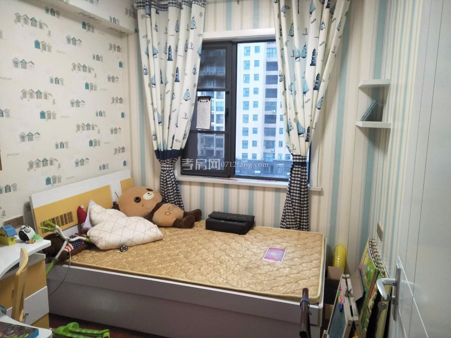 中建國(guó)際花園精裝103平米南北通透3房1廳2衛(wèi)帶中央空調(diào)家電家具