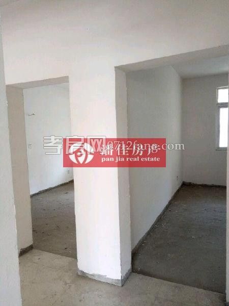 春潮花園精裝房2室2廳