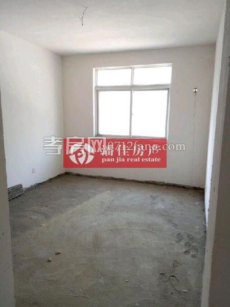 春潮花園精裝房2室2廳