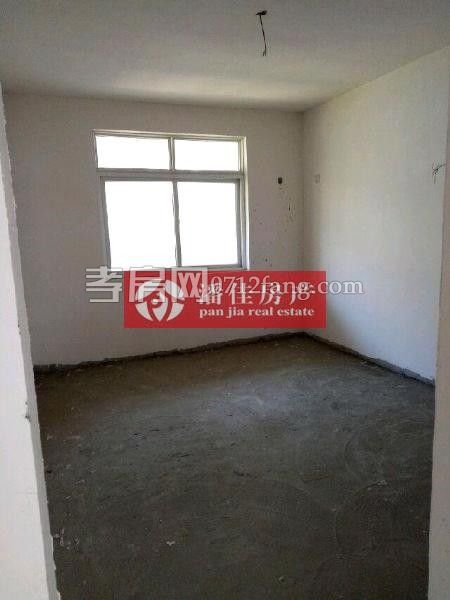 春潮花園精裝房2室2廳