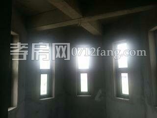 聚源小區(qū)電力4室2廳2衛(wèi)206平米