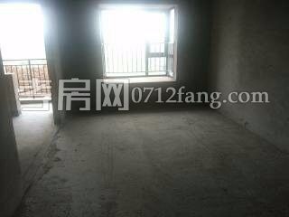 聚源小區(qū)電力4室2廳2衛(wèi)206平米