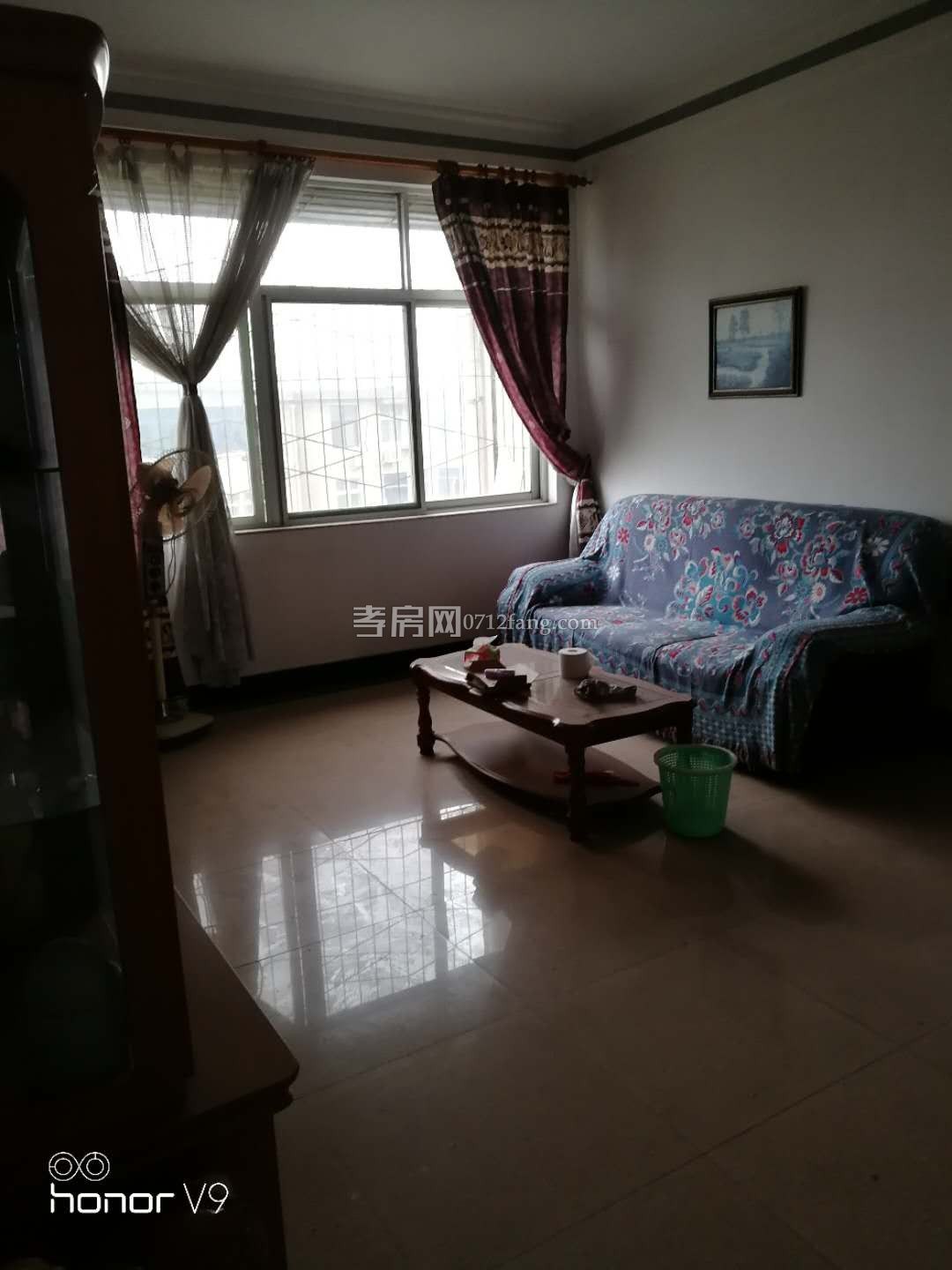 交通東路單位房4室2廳157平米57萬