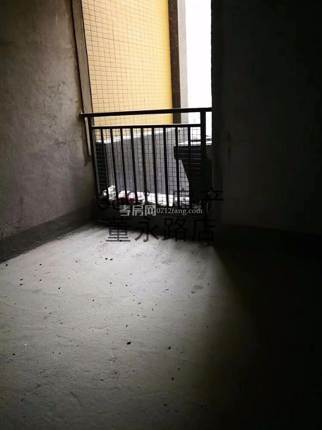 滿二！濱湖天地單價7000多點116平3室2廳2衛(wèi)