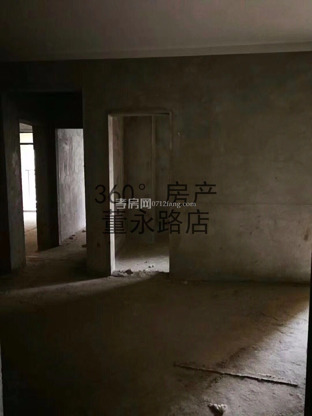 滿二！濱湖天地單價7000多點116平3室2廳2衛(wèi)