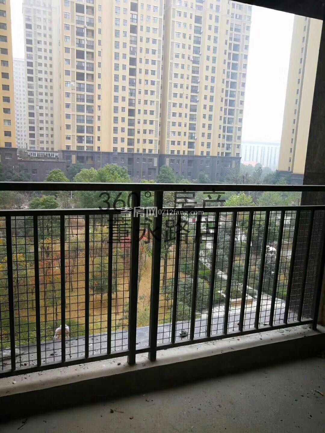 滿二！濱湖天地單價7000多點116平3室2廳2衛(wèi)