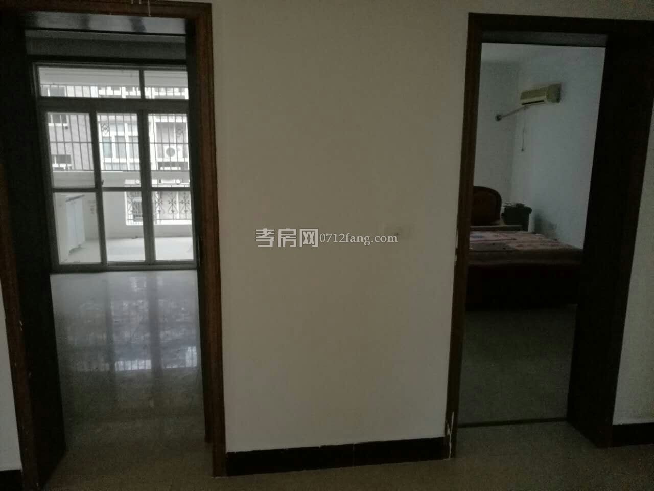 正好房地產(chǎn)----A2521百佳豪庭三室二廳一衛(wèi)5/7精裝