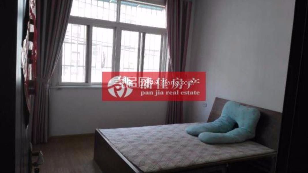 星河天街3室2廳1衛(wèi)2陽(yáng)臺(tái)97送15平觀景高層